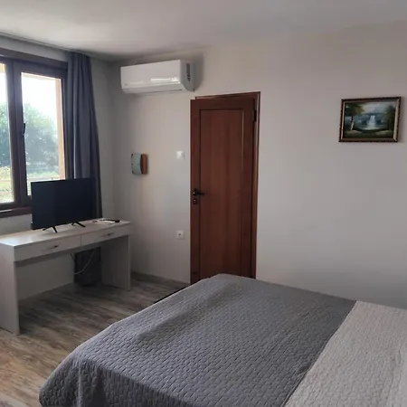 Ivanovi Chernomorets