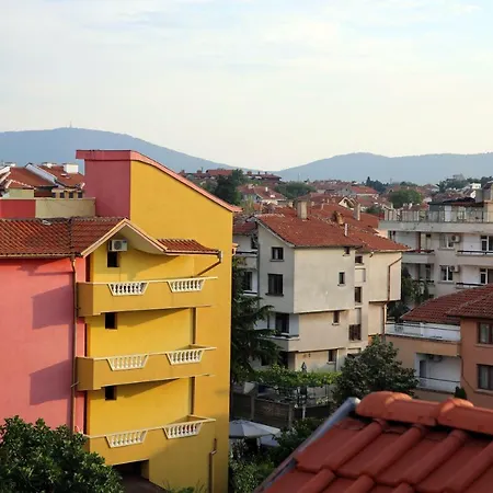 Ivanovi Πανσιόν