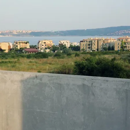 Ivanovi Τσερνομόρετς
